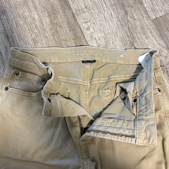 American Eagle Skinny Fit 33x30 Tan Khaki - Picture 6 of 7